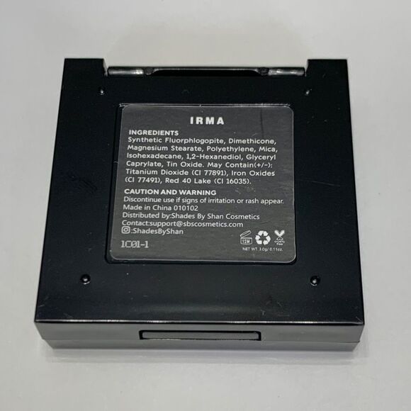 SHADES BY SHAN Lip Gloss in Erika and Highlighter in Irma Makeup Bundle Set - Picture 10 of 10